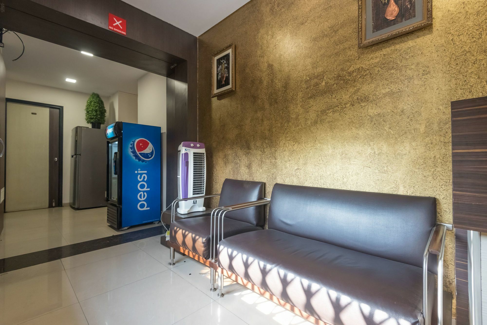 Hotel Minerva Residency Mumbai Luaran gambar